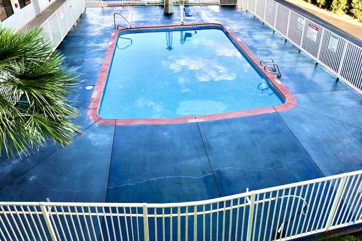Pool 7 of 49