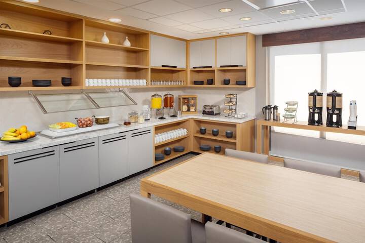 Hyatt Place Dublin / Pleasanton