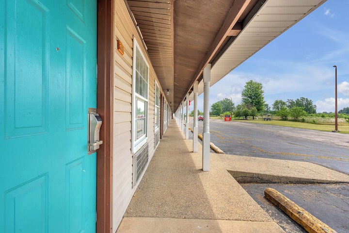 Indiana Beach Hotel and Banquet Hall