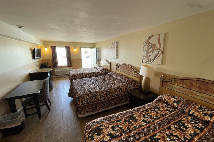 Sea Palace Inn