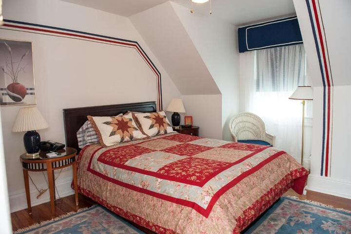 CEDARS AND BEECHES BED & BREAKFAST INN