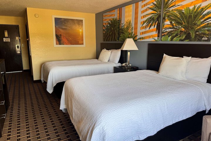 Room 21 of 72