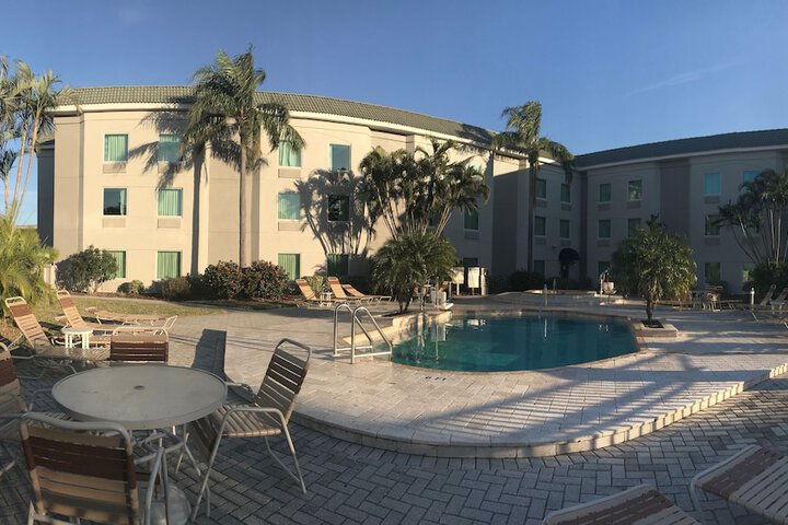Pool 5 of 35