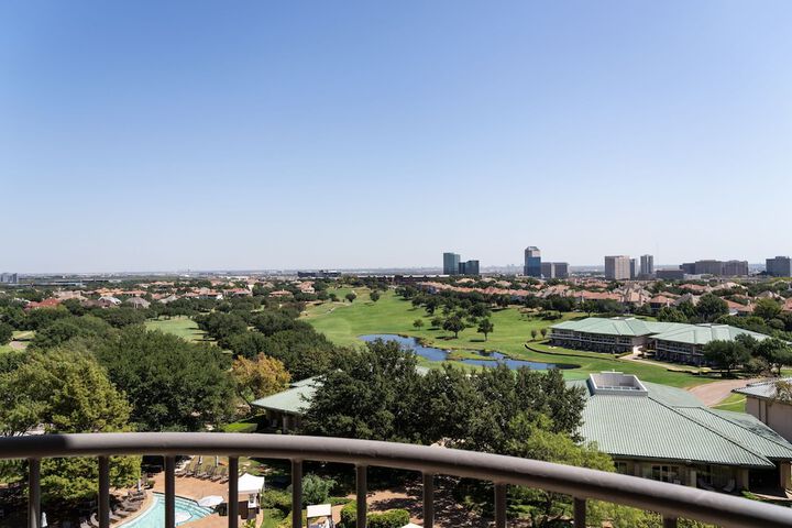 The Ritz-Carlton Dallas Las Colinas