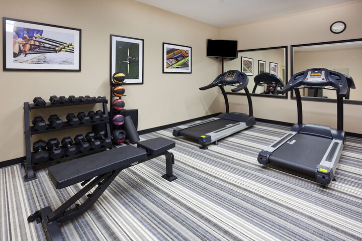 Candlewood Suites Dickinson ND by IHG