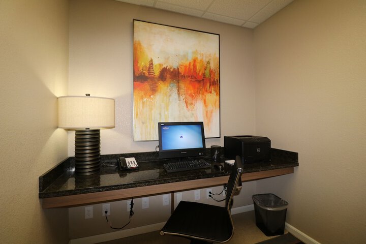 Business Center 24 of 24