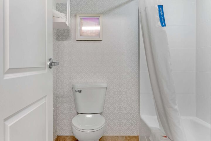 Comfort Inn & Suites Toledo North
