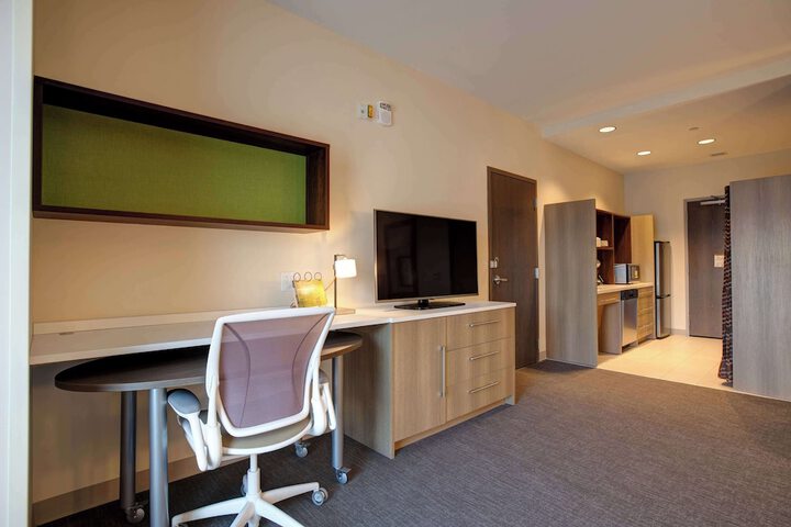Room 46 of 69