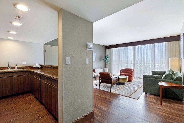 Room 36 of 73