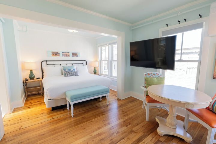Ocean House Hotel & Motel