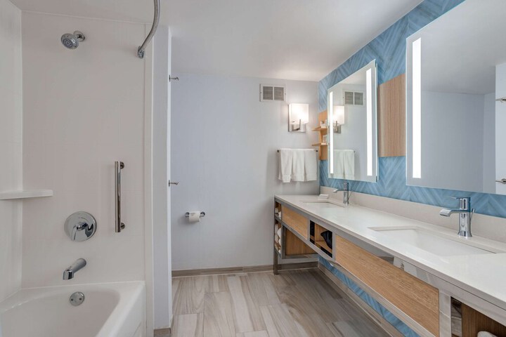 Hilton Garden Inn Cincinnati / Sharonville