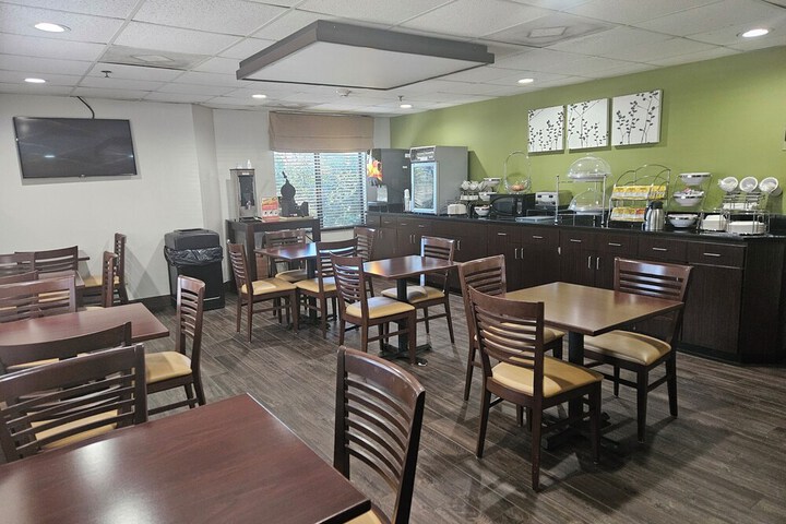 SureStay by Best Western Summerville Flowertown