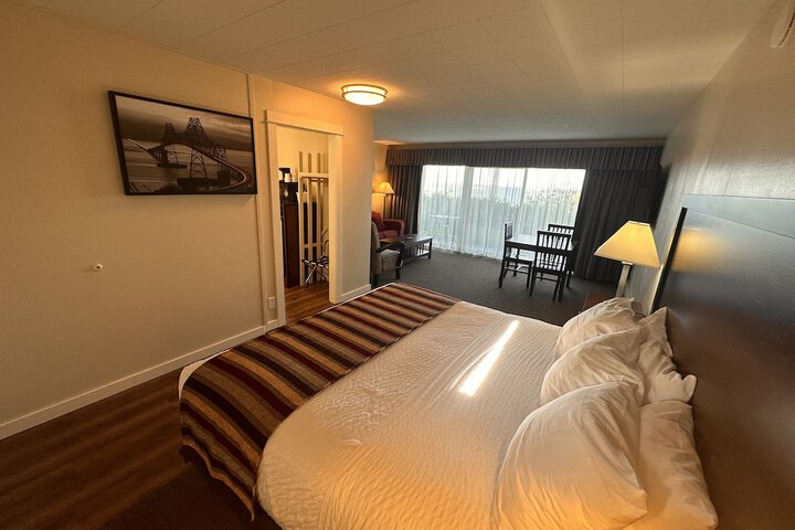 Room 17 of 181