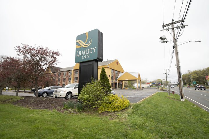 Quality Inn Cromwell - Middletown