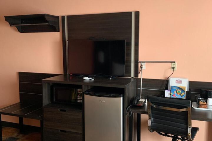 Room 10 of 39