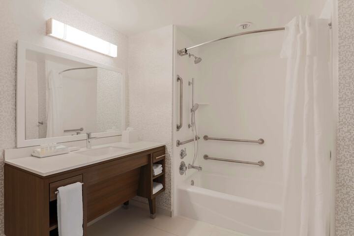 Home2 Suites by Hilton West Sacramento CA