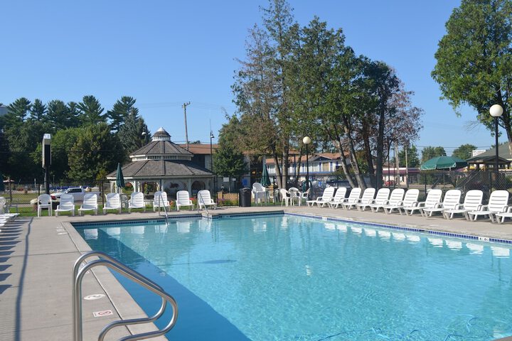 Pool 8 of 64