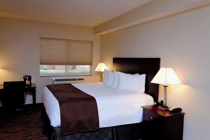 Cobblestone Inn & Suites - Fort Madison