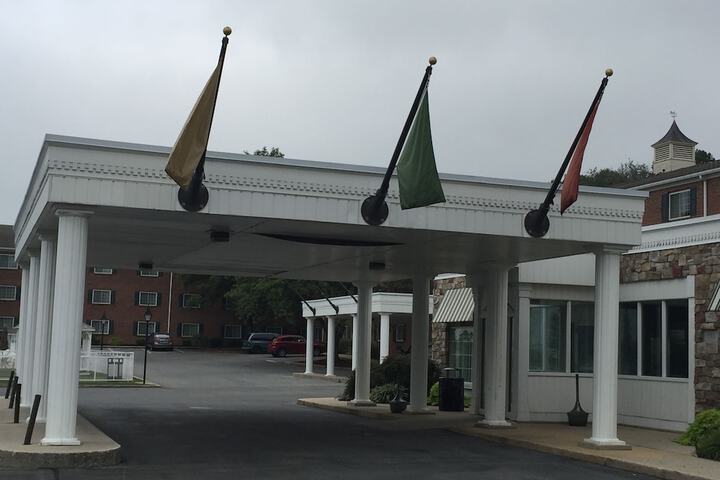 Hotel 4 of 40