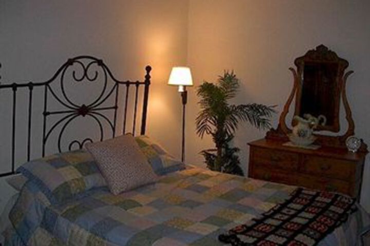 Gregory House Country Inn