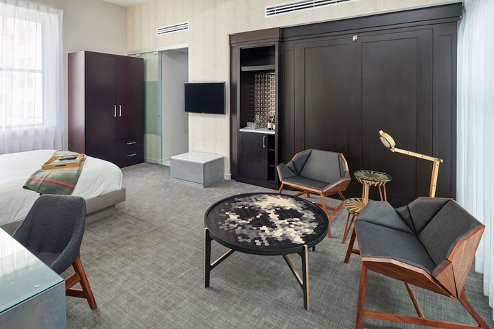 Room 41 of 97
