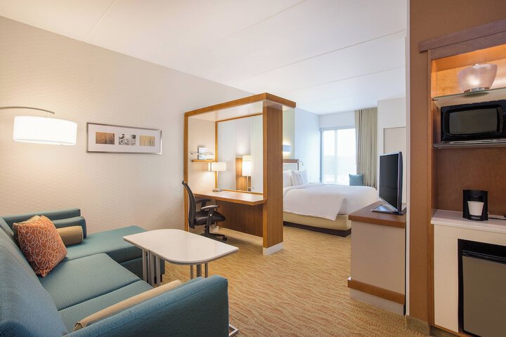 Room 14 of 30