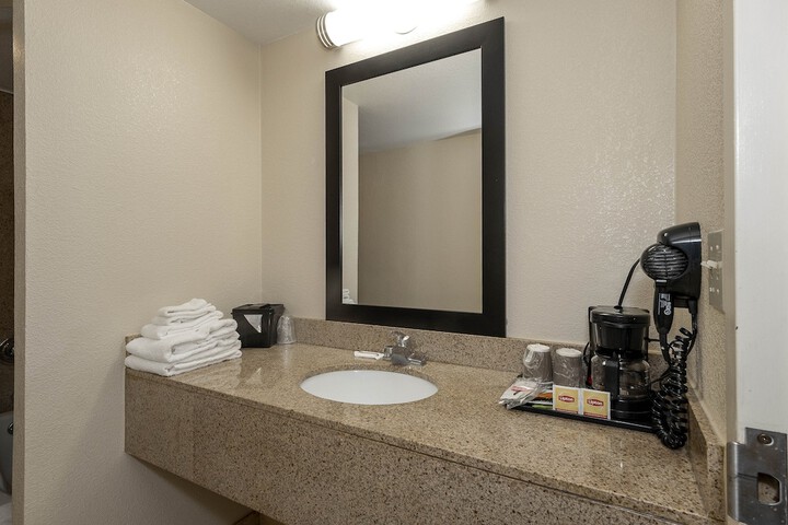 Room 26 of 41