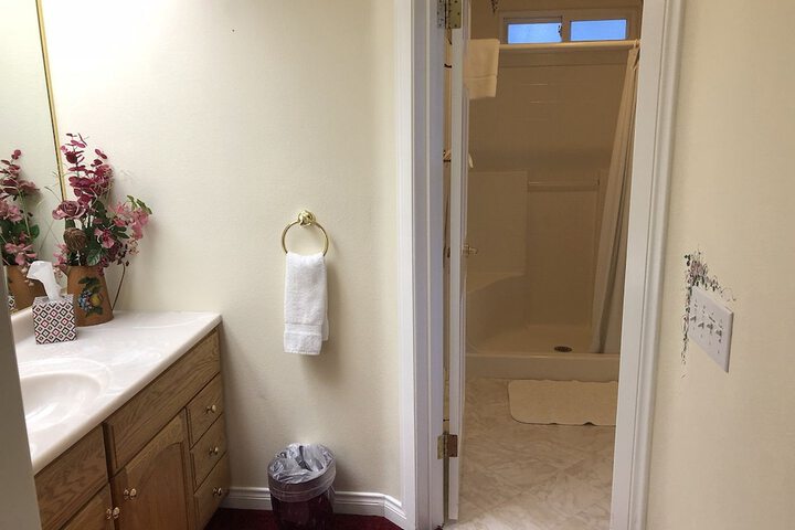 Room 13 of 39
