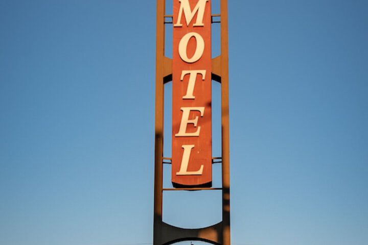 Hotel 5 of 25