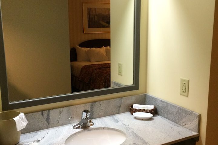 Room 31 of 37