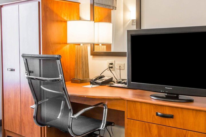 Room 35 of 48