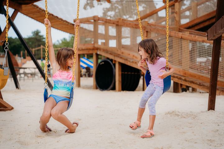 Childrens Activities 129 of 140