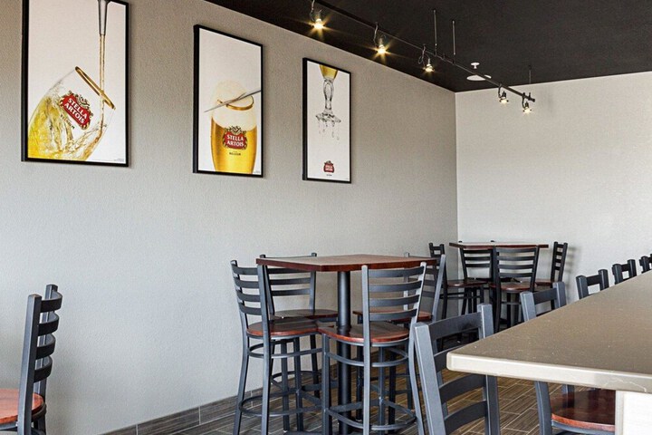 Quality Inn & Suites Minot North