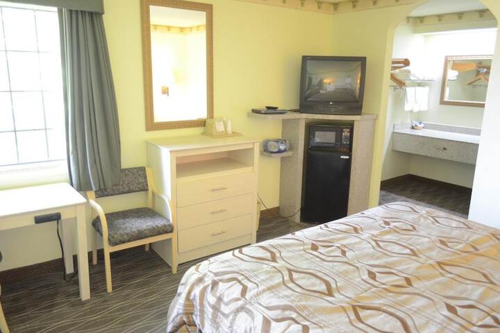 Room 40 of 44