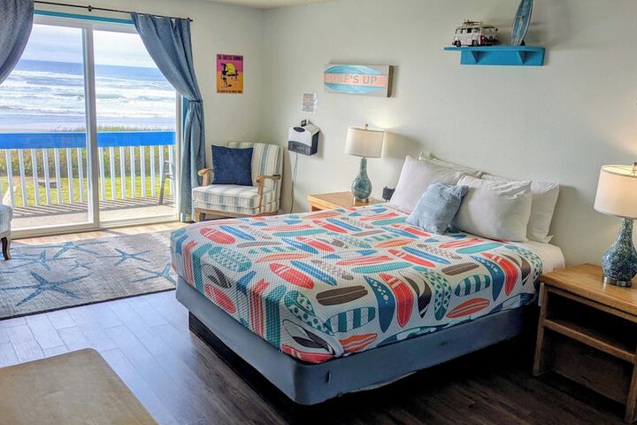 Silver Surf Motel