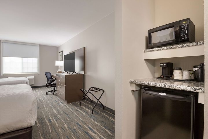 Room 13 of 26