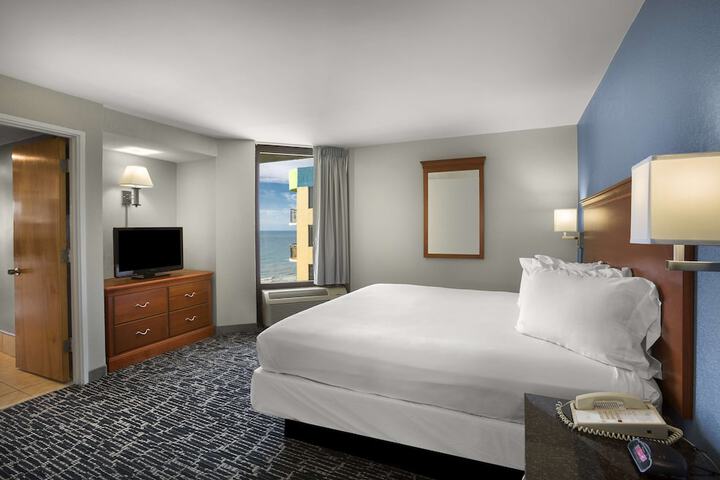 Dayton House Resort BW Signature Collection