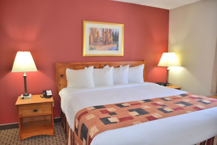 Room 20 of 37