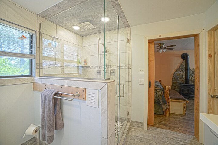 IVACAZ Suites on the Golf Course