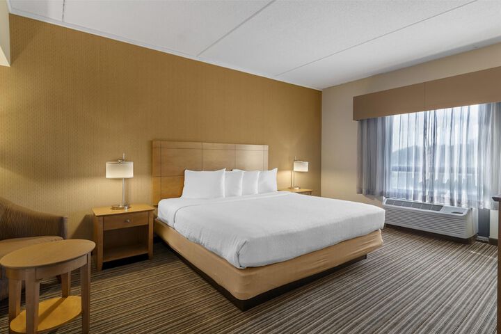 Best Western Royal Plaza Hotel & Trade Center