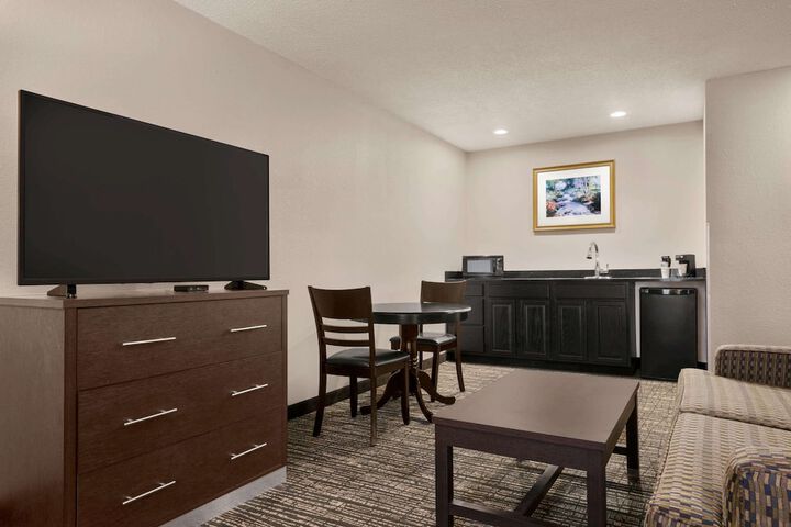 Room 44 of 78