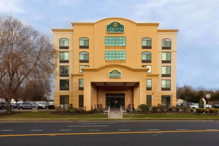 Hotel 2 of 34