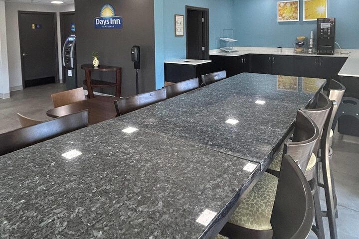 Days Inn by Wyndham Atlanta Stone Mountain
