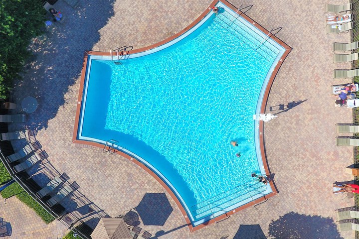 Pool 6 of 74