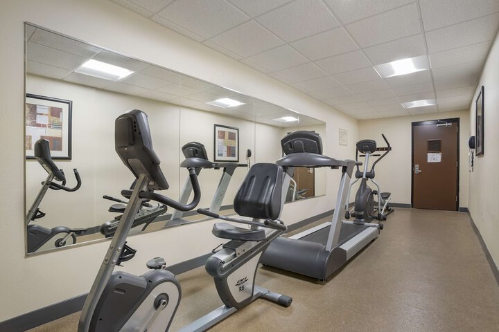 Best Western Plus Flowood Inn & Suites
