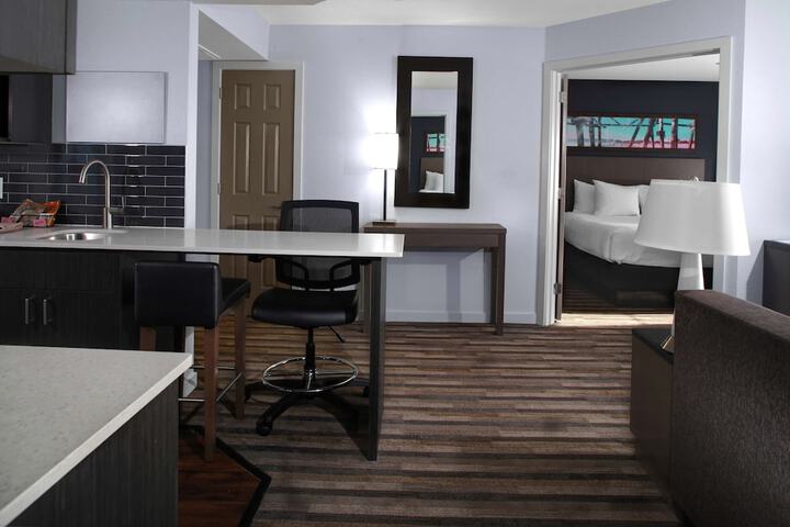 Room 29 of 52