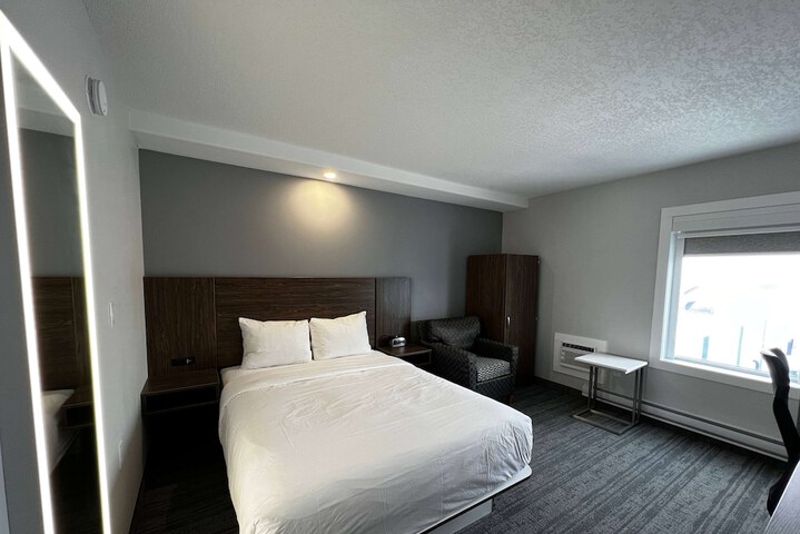 Room 19 of 39