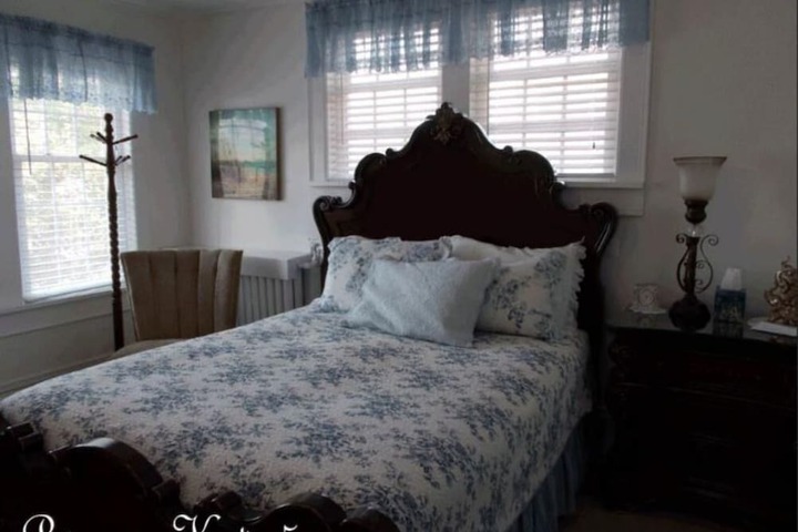 Room 28 of 34