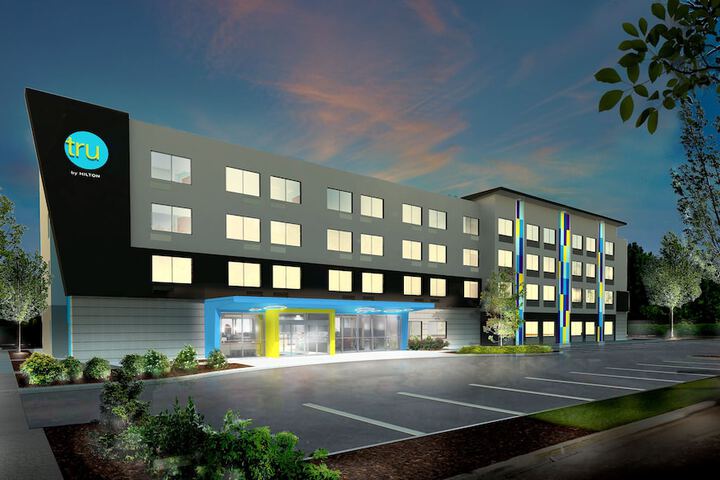 Tru by Hilton Edinburg