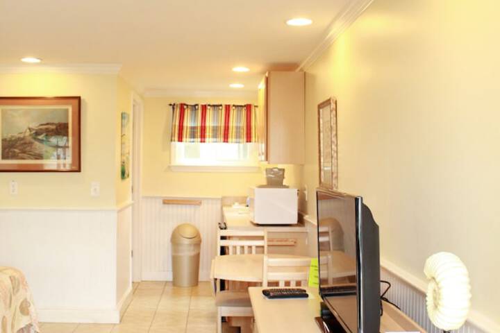 Room 115 of 230